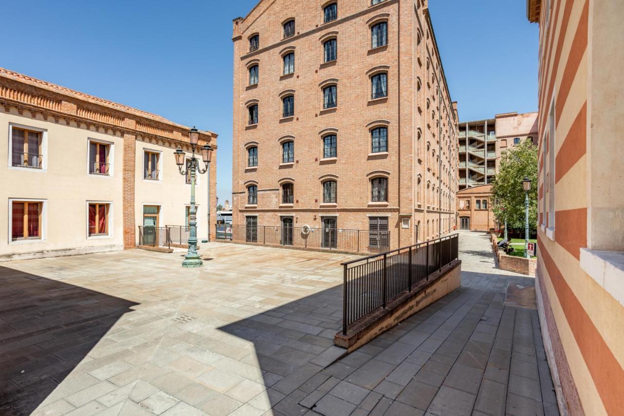 Molino Stucky Residence Suites Veneza Exterior foto
